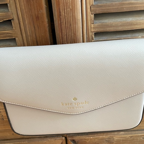 kate spade Handbags - Kate spade crossbody purse beige color